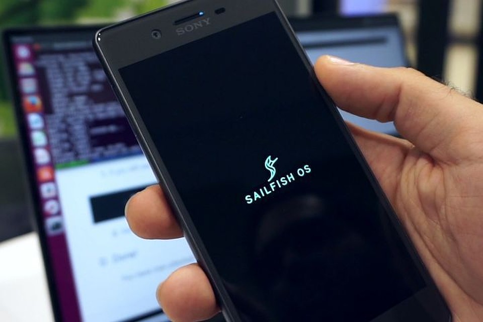 Перевод чиновников на смартфоны с российской ОС Sailfish оценили в 160 млрд рублей