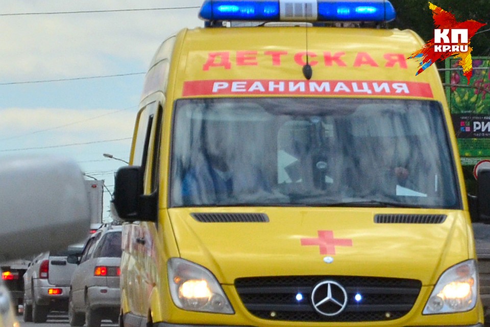 17-летнюю девушку госпитализировали.