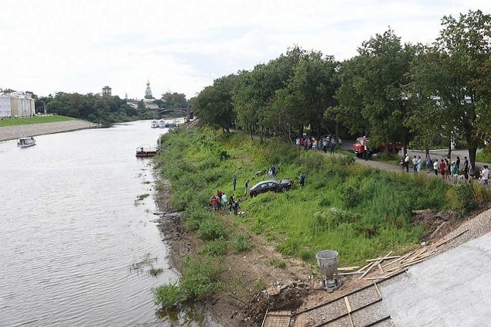 Обстоятельства ДТП выясняются