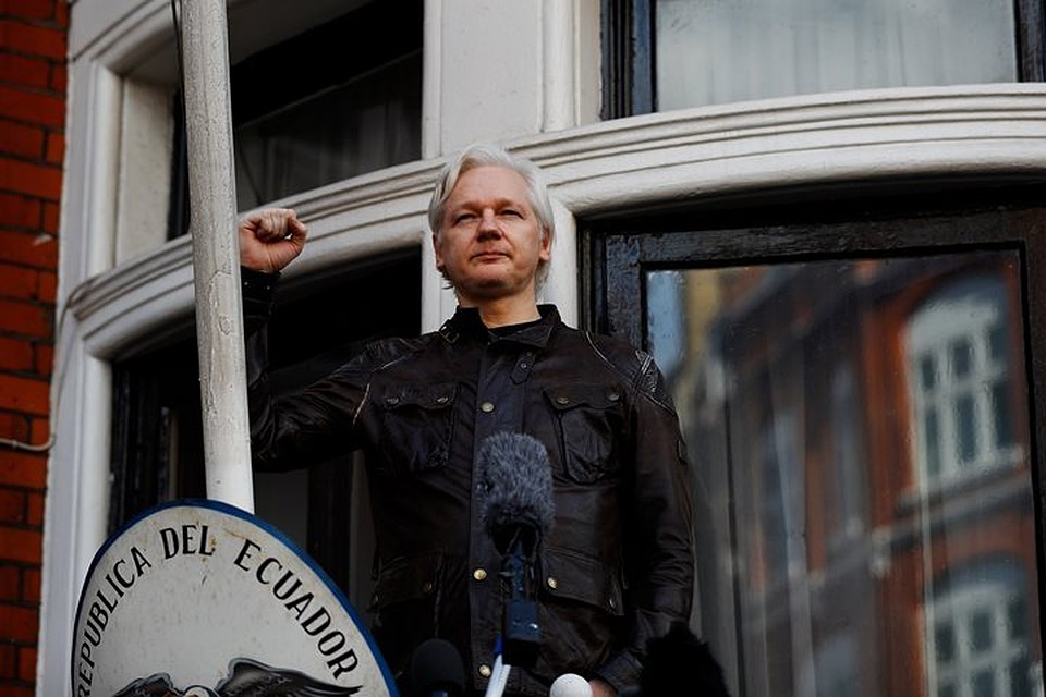 Основатель сайта WikiLeaks Джулиан Ассанж
