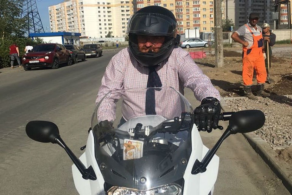 Депутат Госдумы за работой. Фото: "Инстаграм"