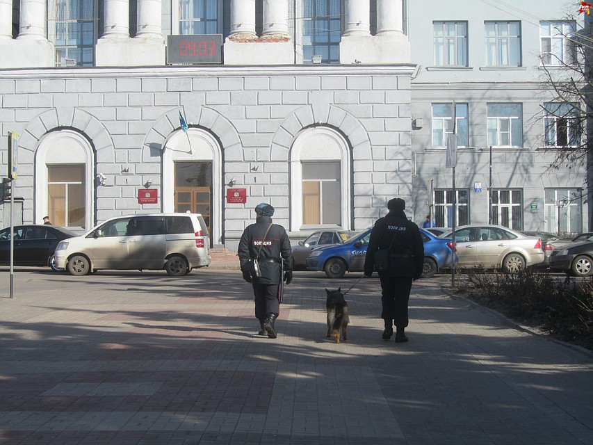 Курянина обвиняют в нападении на полицейского