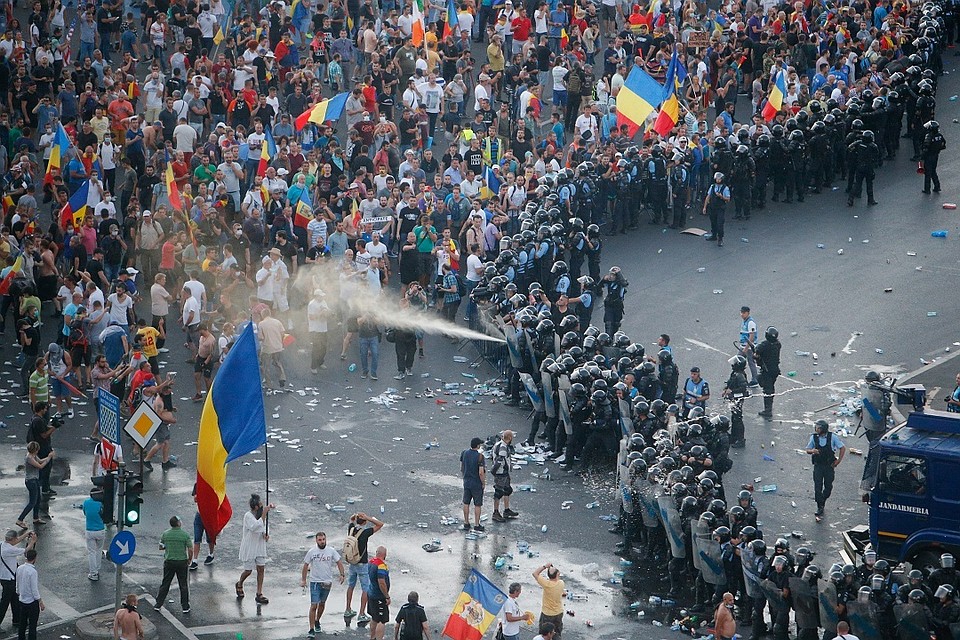Антиправительственный митинг в Бухаресте
