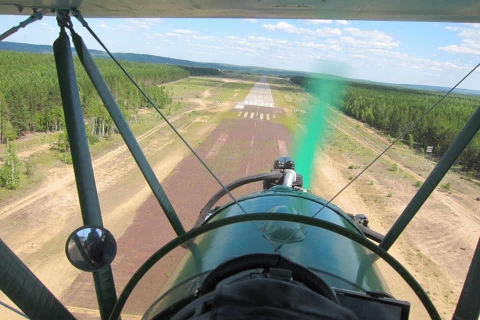 "Кукурузник" совершил аварийную посадку в Иркутской области. ФОТО: www.kraspilot.ru. Клуб частных пилотов.