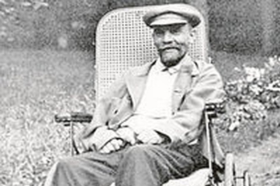 Владимир Ленин
