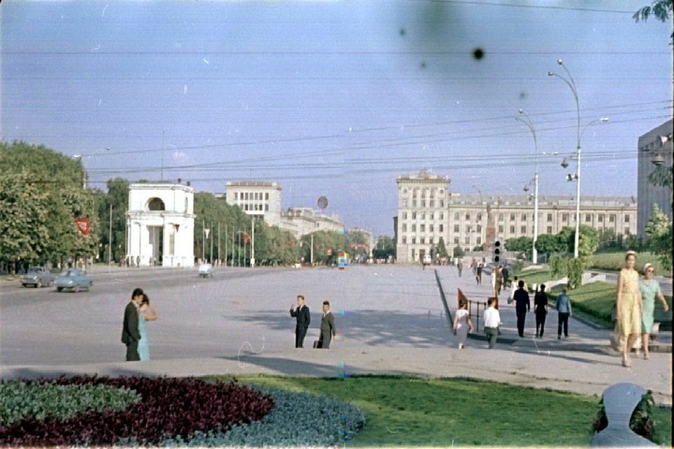 Сейчас город не узнать. Фото: Виктор Отливанчик