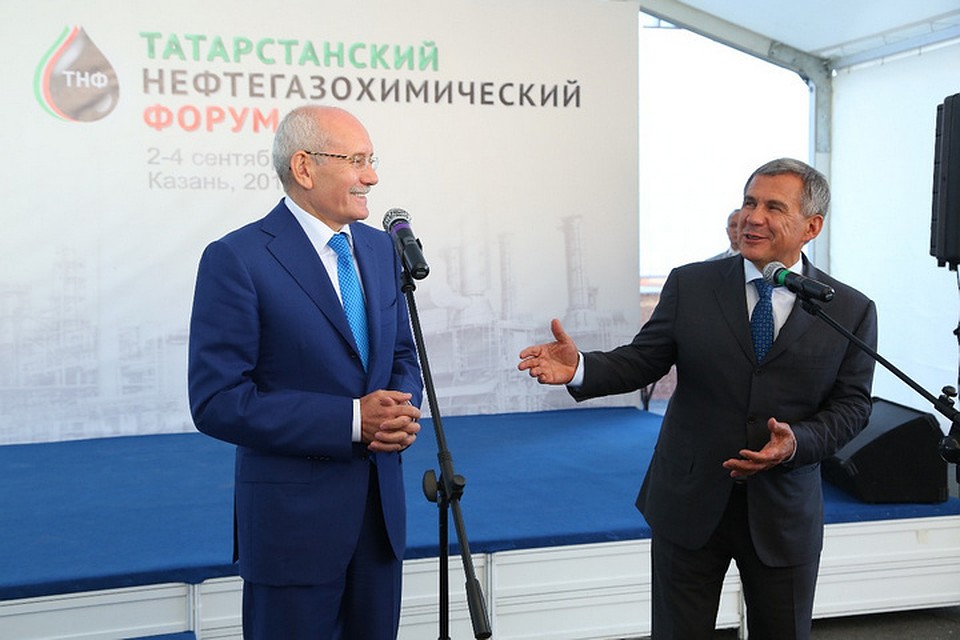 Уже совсем скоро Рустэм Хамитов может потерять Татарстан как союзника по ПФО