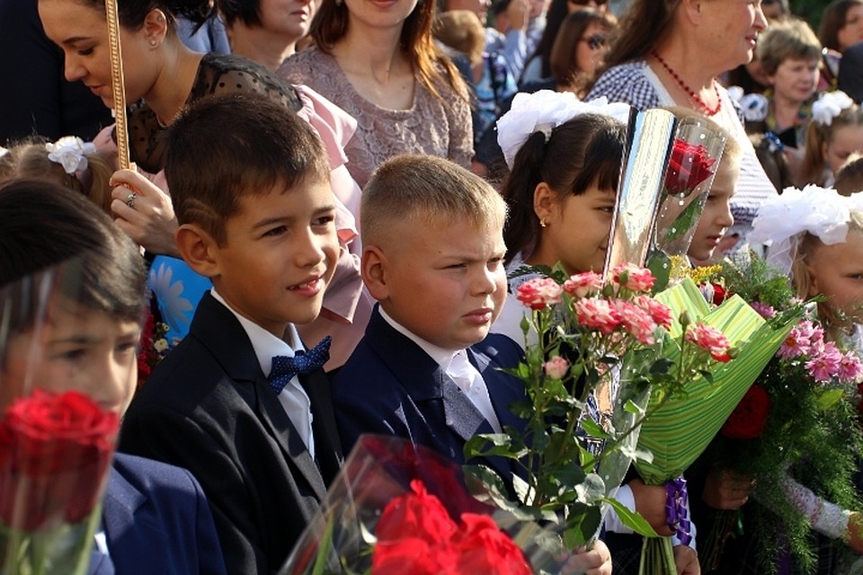 Желаем успешного года учителям, школьникам, а также всем родителям учеников!