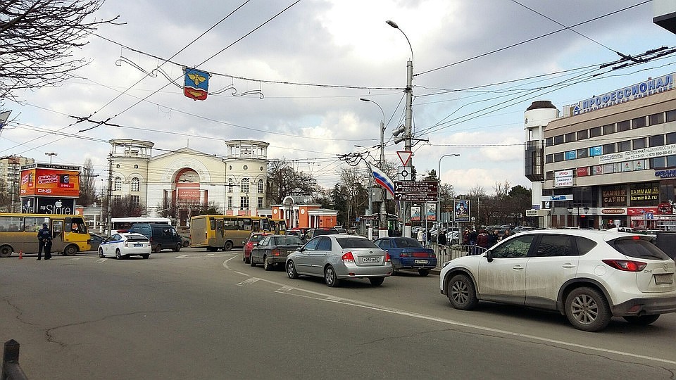 Власти надеются, что принятые меры помогут разгрузить центр от пробок.