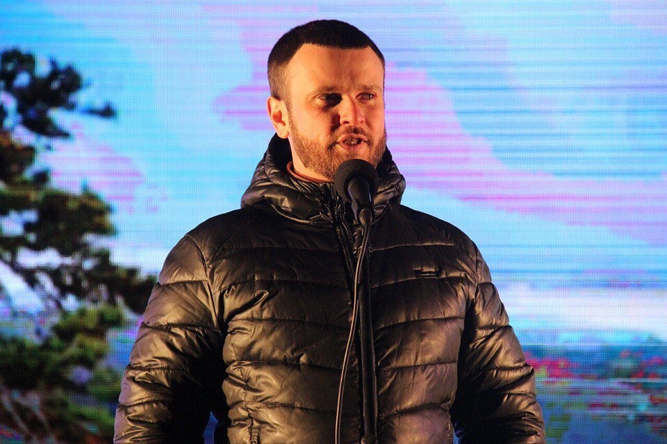 Сергей Денисов вложил «депутатский миллион» в школы и спорт