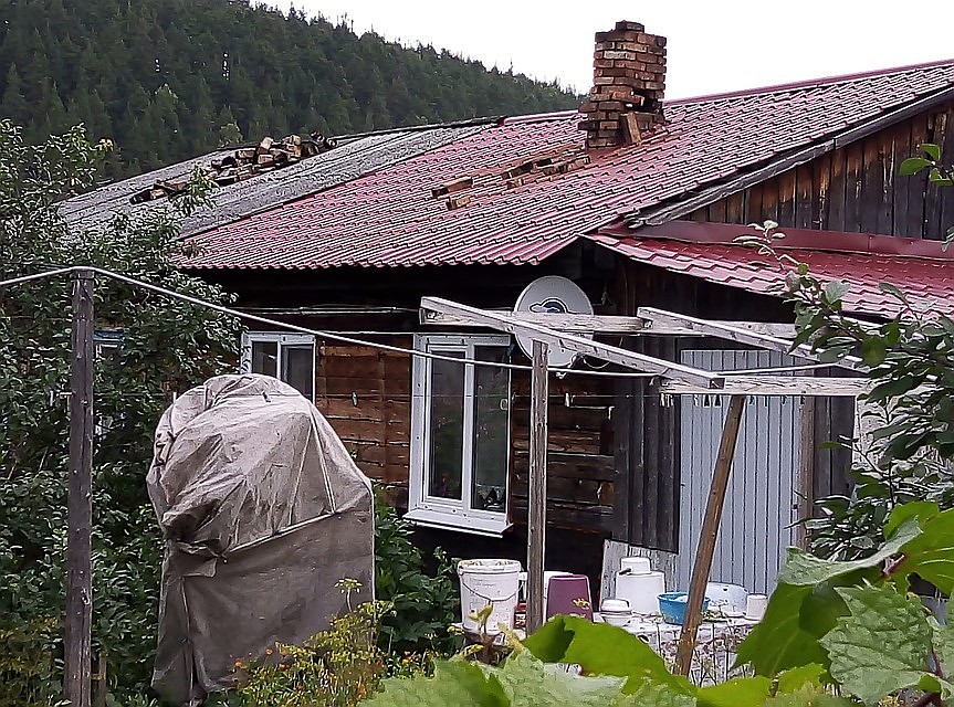 Дома жителей горно-заводской зоны Челябинской области пострадали от дрожи земли. Фото: соцтети