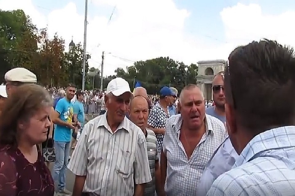 После выхода этого ролика Тудор Дрецкарь стал звездой соцсетей (Фото: скрин с видео).