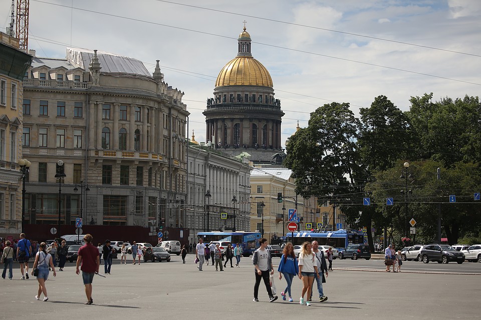 Петербург и Москва стали антилидерами рейтинга для переезда