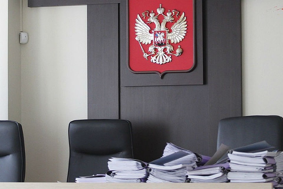 Ремонтировать разбитые дороги чиновники Минусинска отказались через суд.