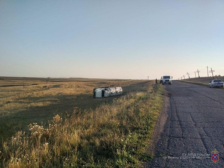 Водитель молоковоза самостоятельно добрался до больницы