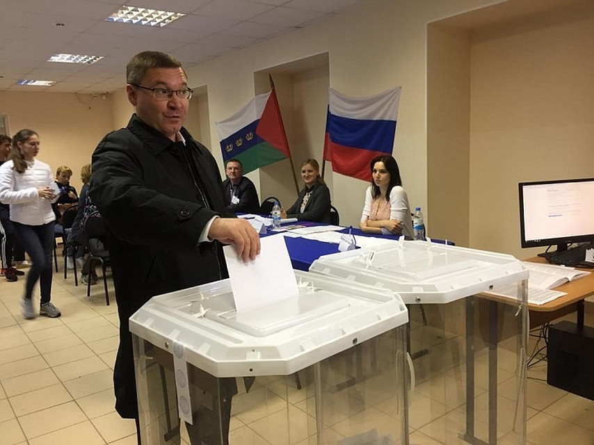 Юридически я - тюменец, поэтому специально приехал, чтобы принять участие в выбора