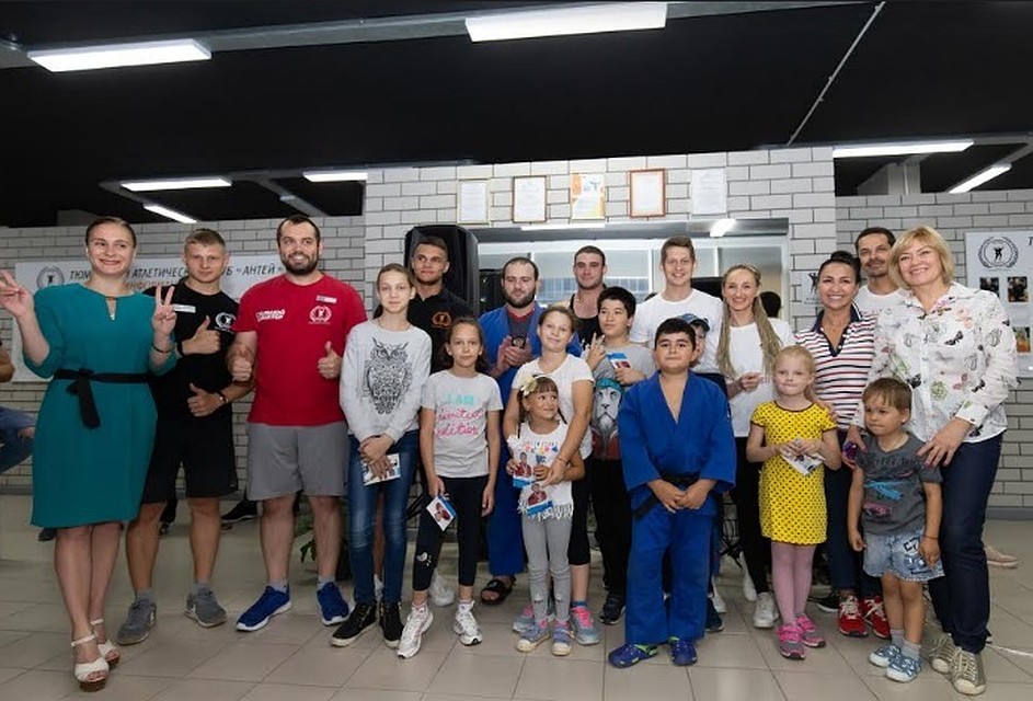 Десять чемпионов мира приняли участие в спортивном празднике в Тюмени