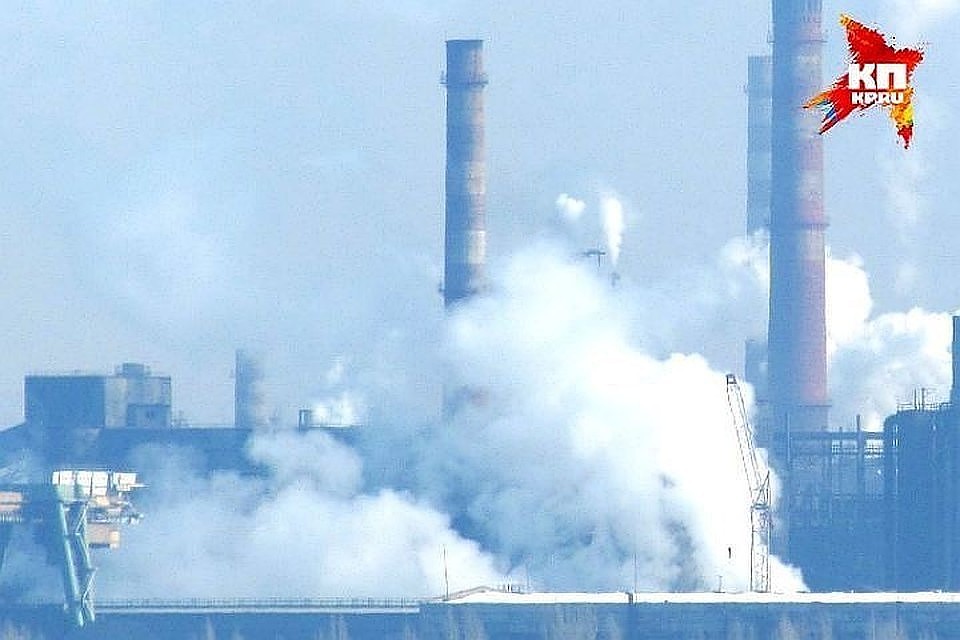 Тольяттинцы уверены, что воздух загрязняют промышленные предприятия