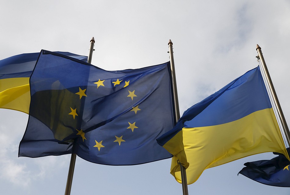 Украина и Евросоюз подписали программу помощи в размере миллиарда евро