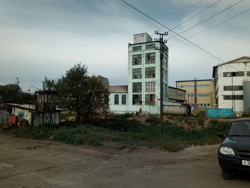 На спиртзаводе активистам оказались не рады. Фото: ОНФ