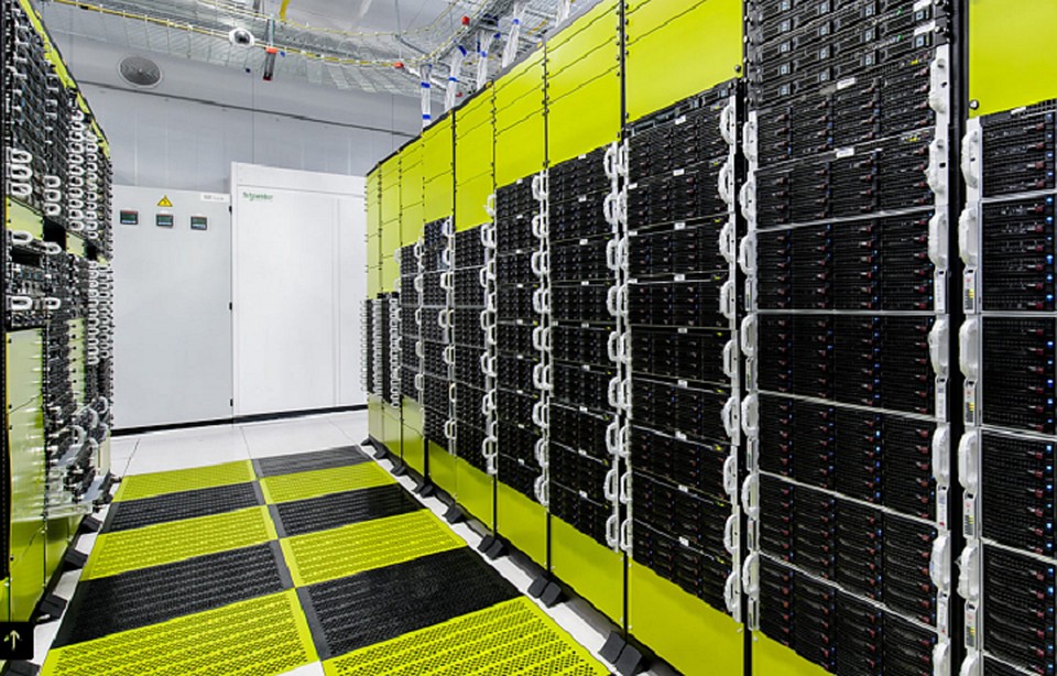 IT-технологии помогают оптимизировать бизнес-процессы. Фото: DataLine
