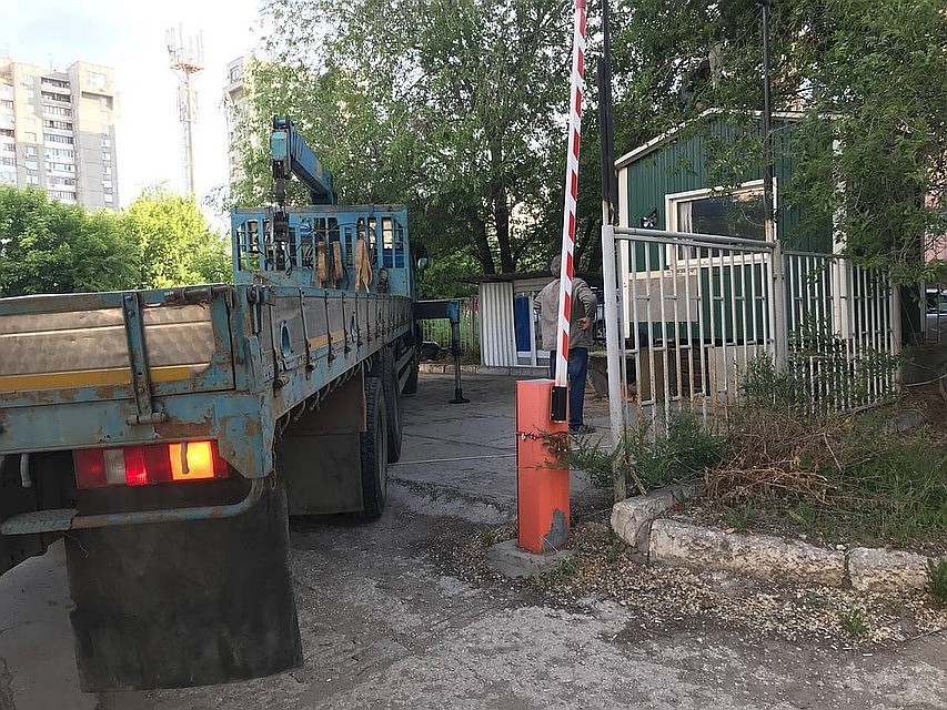 Все 7 незаконных парковок "приговорили" к сносу