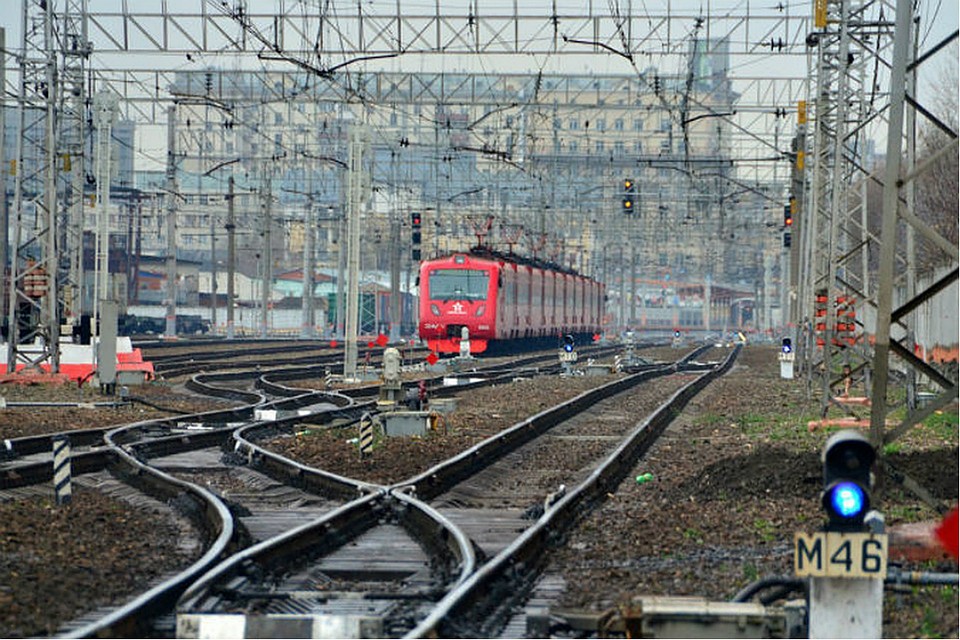 В полицию об этом ЧП сообщил водитель грузового поезда