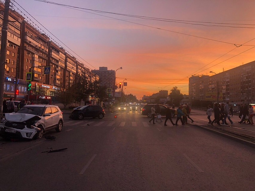 Машины получили серьезные повреждения