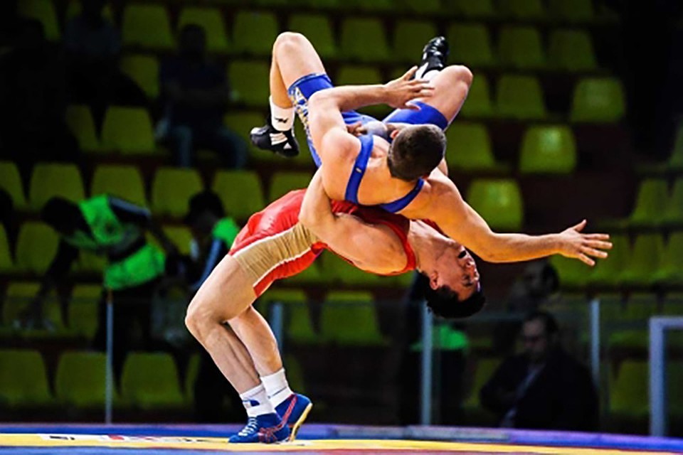 Спортсмены из Иркутска достойно выступили на соревнованиях по греко-римской борьбе.