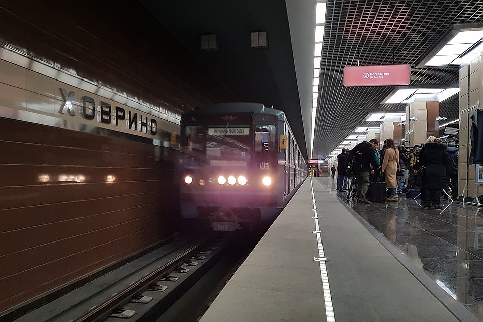 На станции метро "Ховрино".