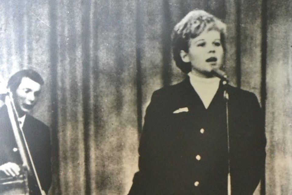 Надежда Курченко - храбрая девушка из Глазова, которая 15 октября 1970 года встала на пути террористов, пытавшихся угнать самолёт