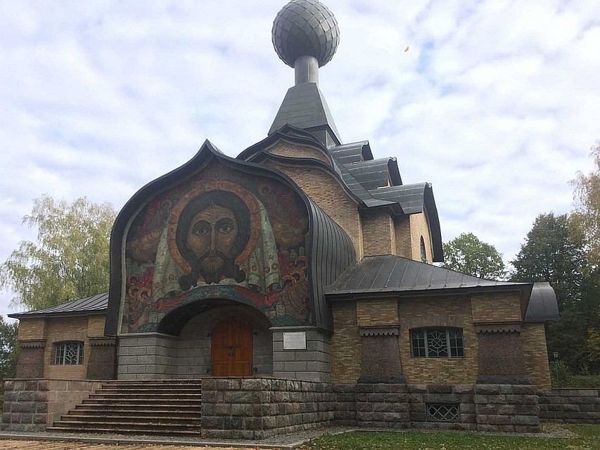 Храм Сошествия Святого Духа во Фленове.