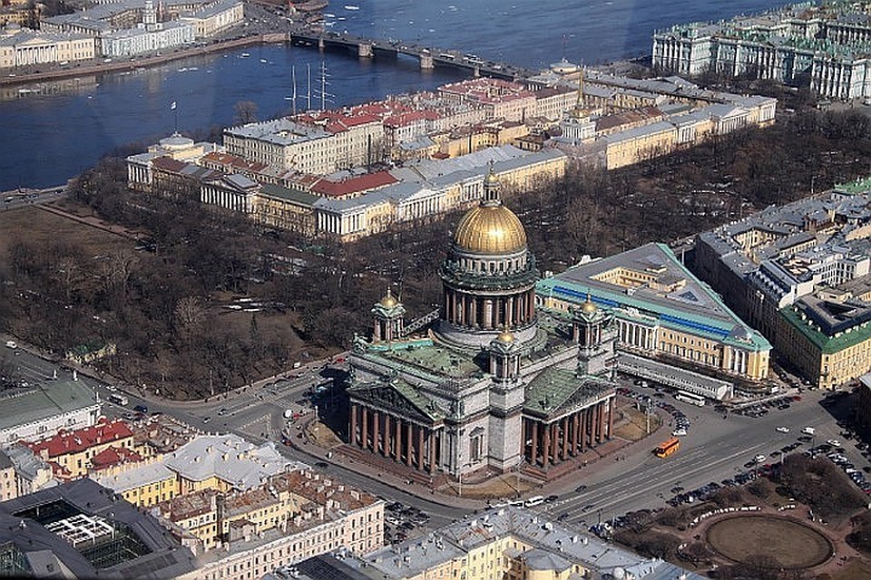В Петербурге отремонтируют Зеленый мост за 500 миллионов рублей.