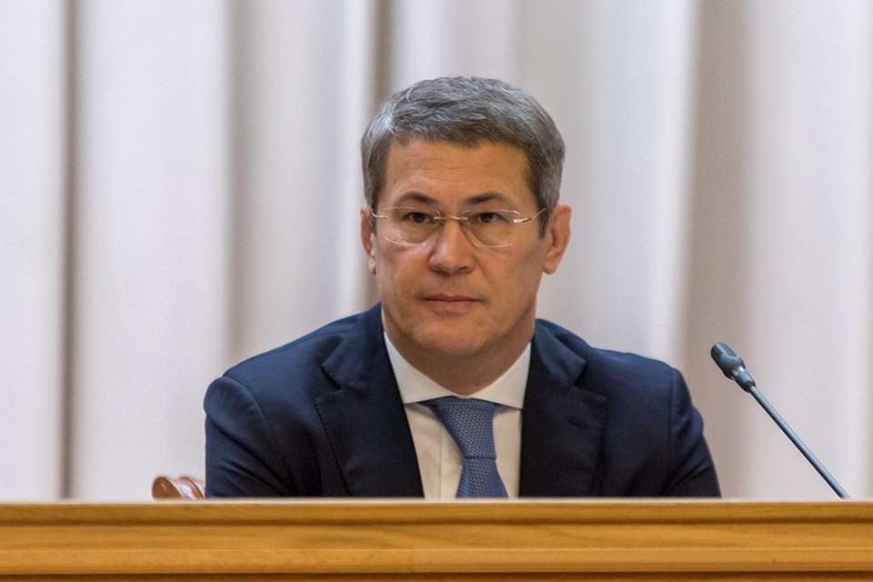 Радий Хабиров призвал депутатов быть ближе к народу