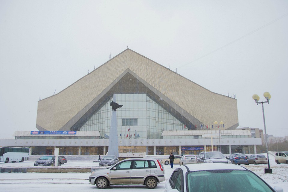 В Омске решают судьбу СКК им. Блинова