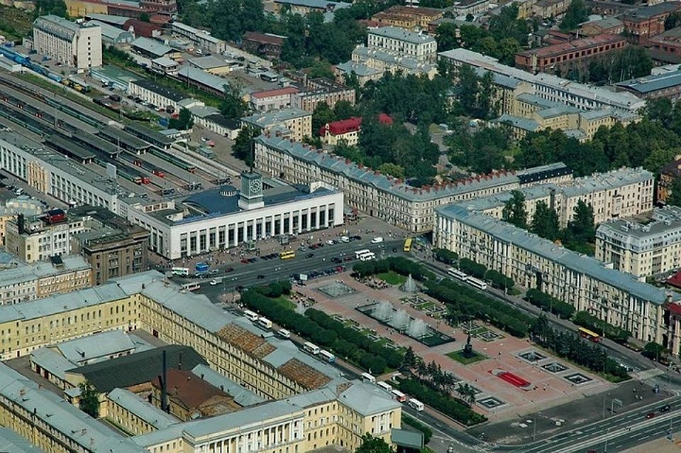 Власти Петербурга отказались признавать Финляндский вокзал памятником архитектуры. Фото: facebook.com/k.strakhov