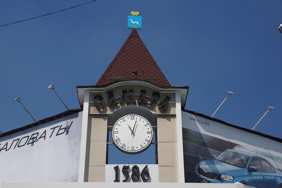 Современные бизнесмены любят устанавливать часы для поддержания статуса