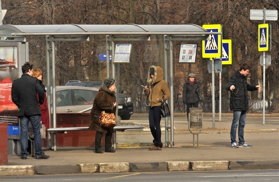 Через суд мэрию Омска обязали обустроить остановки на Герцена