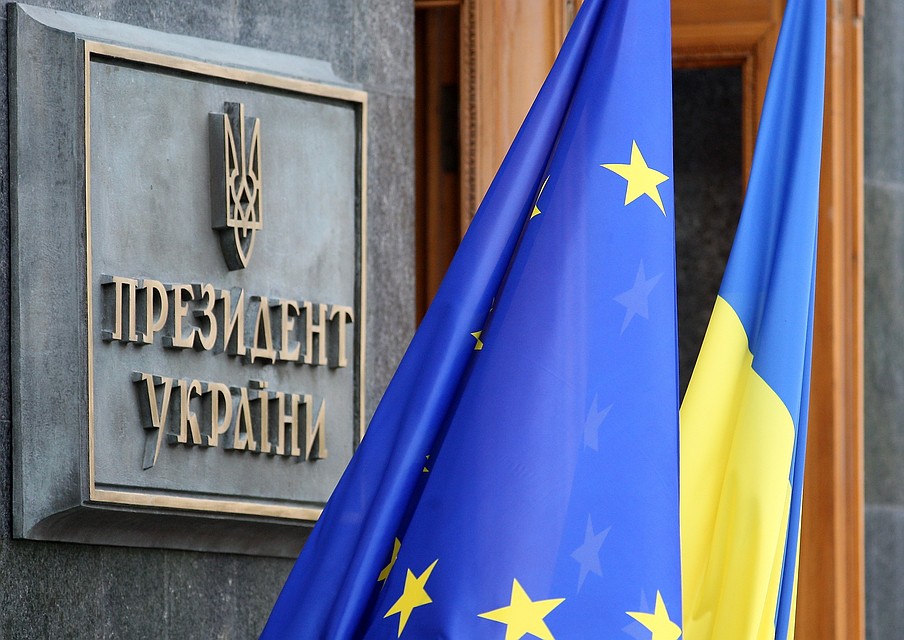 Крымский парламентарий назвал новый закон Порошенко "бредовым"