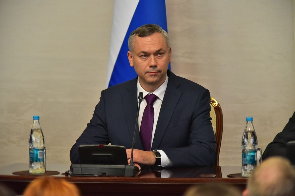Андрей Травников заверил, что в ближайшие четыре года в области появится еще и новейшее оборудование в сосудистых центрах.