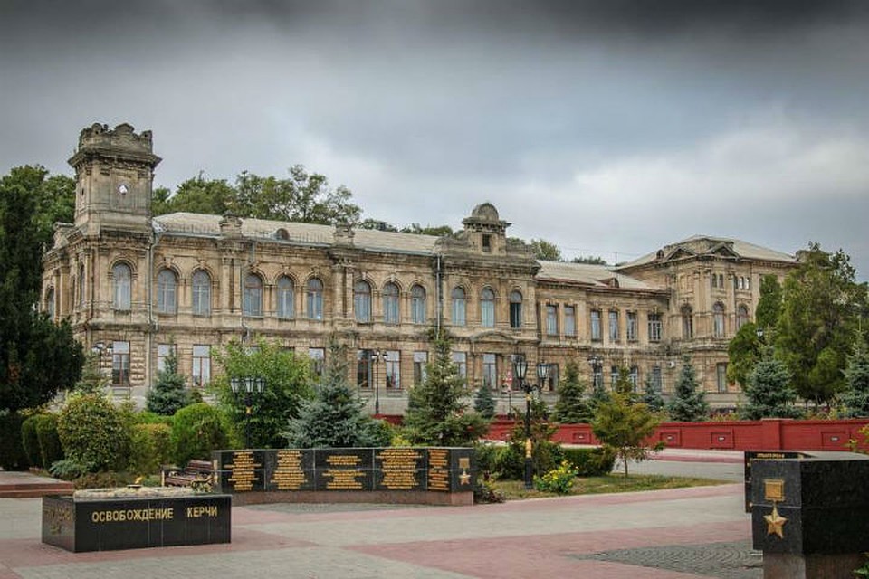 В Керчи в 2019 году начнется строительство новой школы. Фото: Facebook Сергея Бороздина