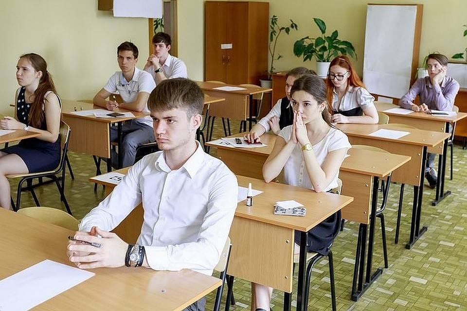 В России могут изменить школьные учебники