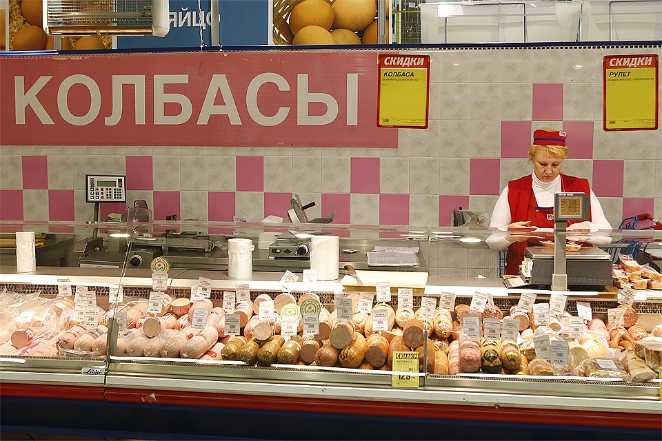 Минсельхоз назвал идею введения акцизов на колбасу нецелесообразной и необоснованной.