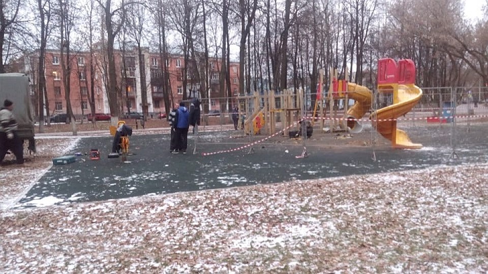 В Бутусовском парке Ярославля снеслли любимую детворой детскую плошадку. Фото Екатерина Данилова/Facebook
