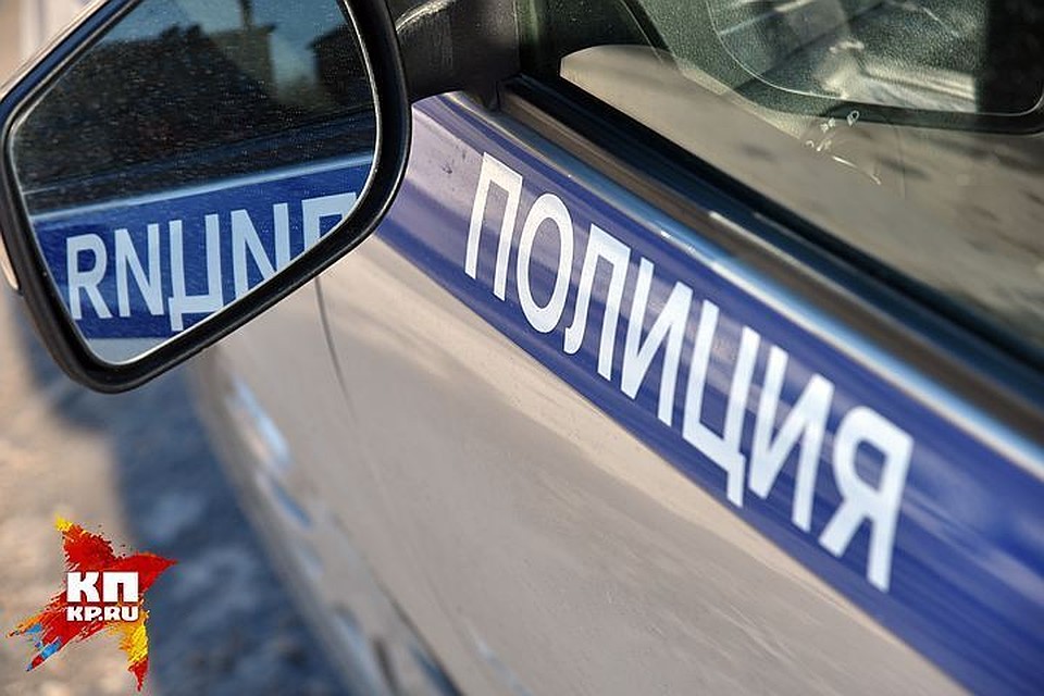 Полиция поймала мошенников, похищавших дорогие иномарки, представляясь сотрудниками автосалона.