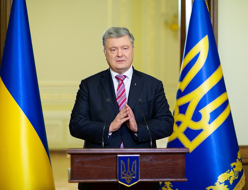 Порошенко намерен ввести санкции против россиян