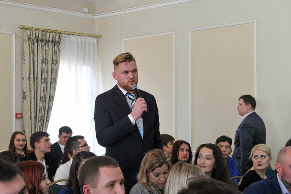 Транспортный налог и спорт в районах: Молодые парламентарии пообщались с первыми лицами Хабаровского края