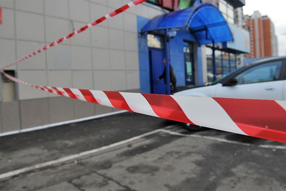 На месте происшествия работала полиция