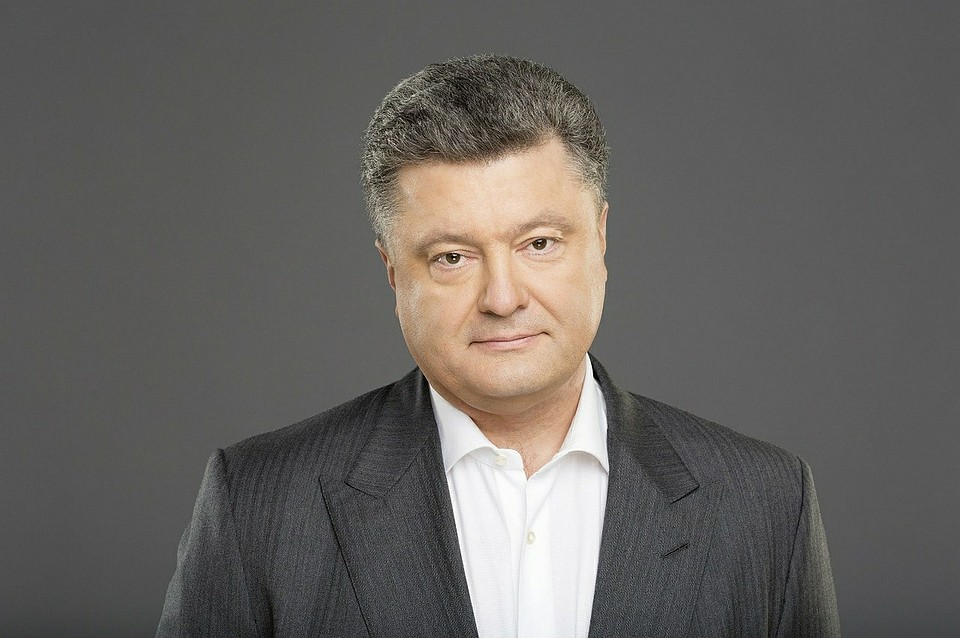 Порошенко заявил о военном усилении на границе с Россией
