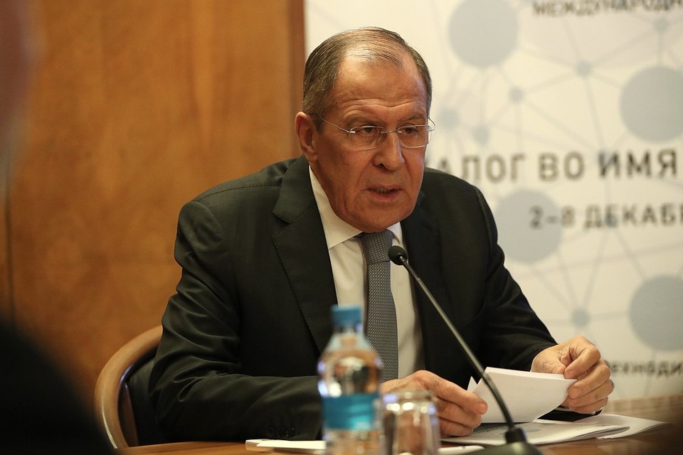 Лавров прокомментировал вмешательство властей Украины в дела церкви